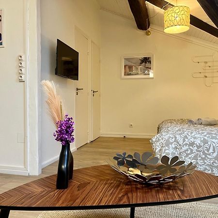 Suite Polka Lyon Exterior photo